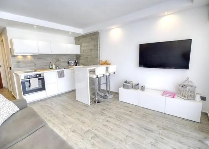 322 Playa Honda Ac And Terrace Appartement