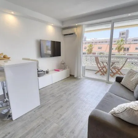 322 Playa Honda Ac And Terrace *