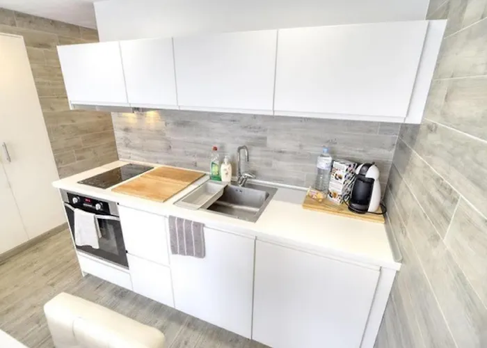 322 Playa Honda Ac And Terrace Апартаменты